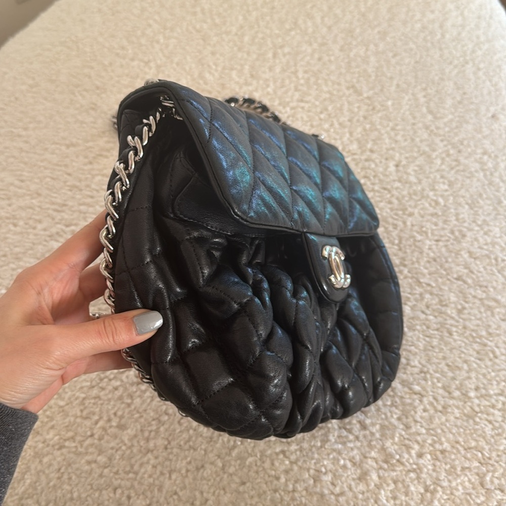 Chanel Chain Bag - Picture 3 of 12